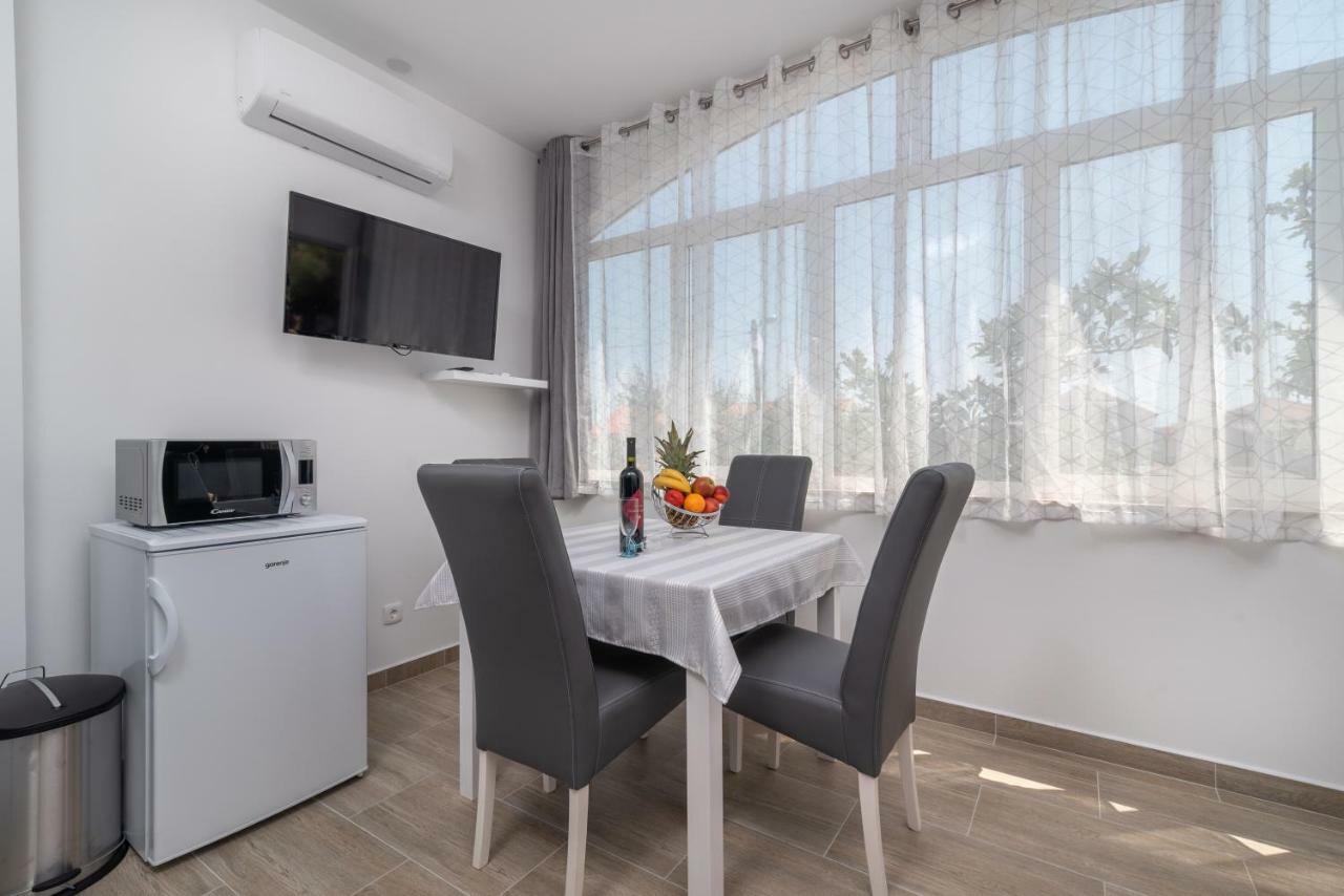 Apartman Niksi Trogir Buitenkant foto