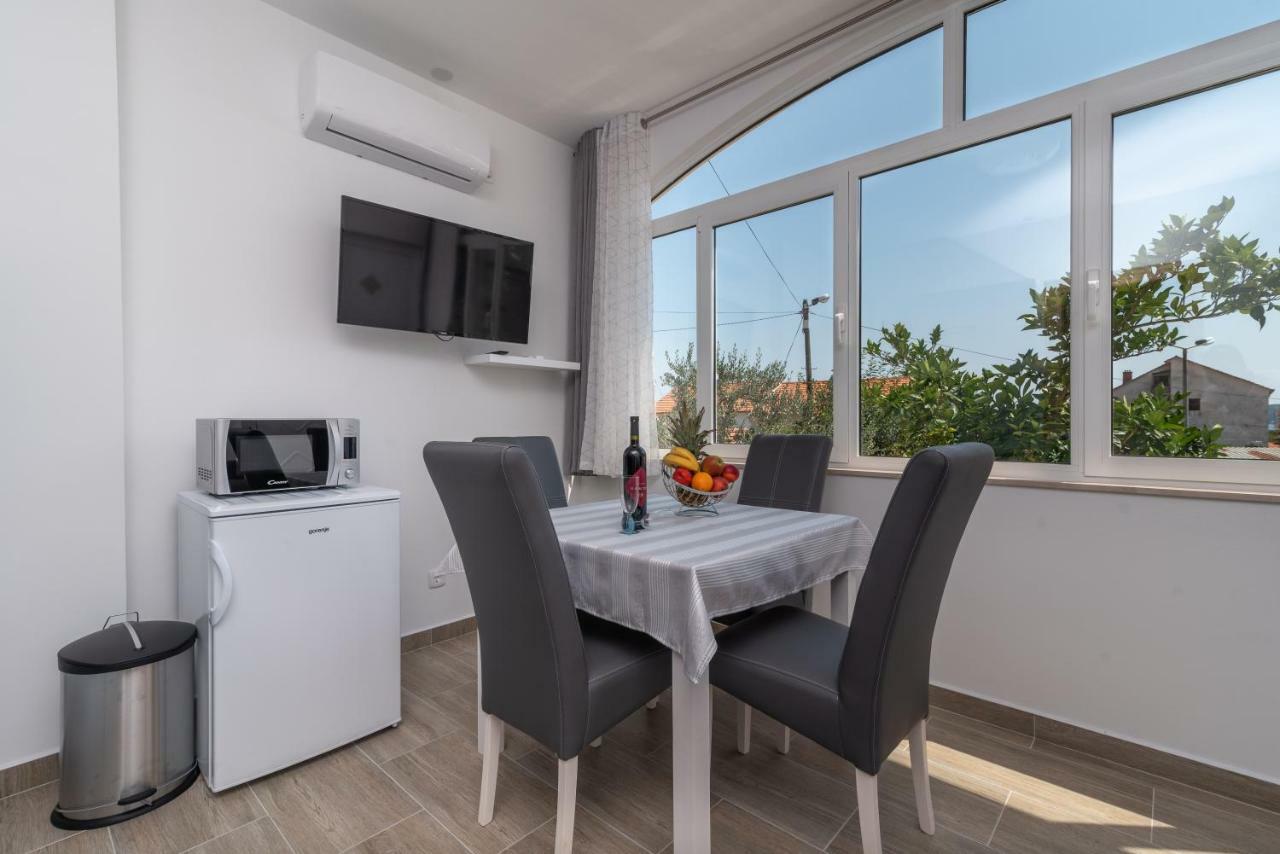 Apartman Niksi Trogir Buitenkant foto